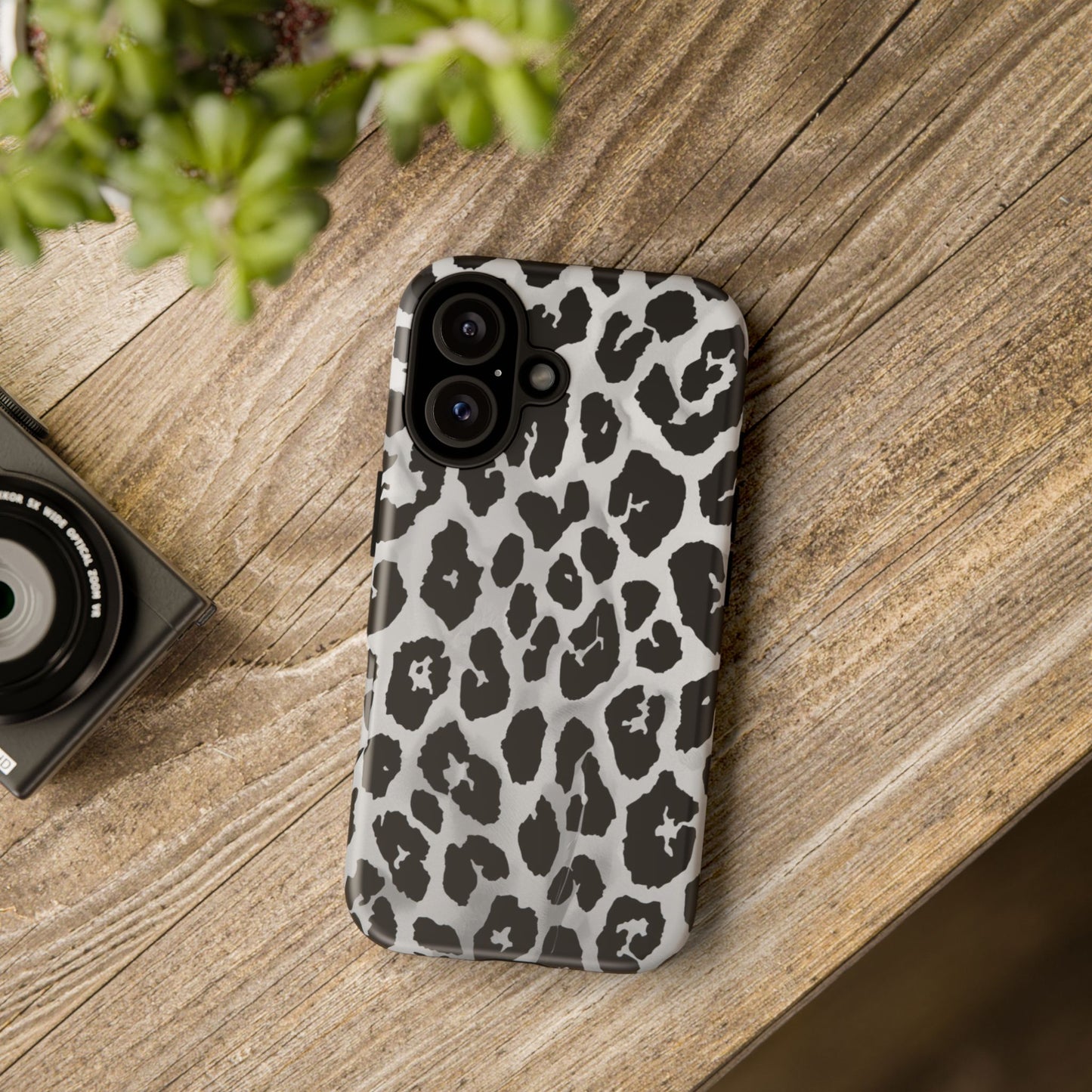Leopard Print Tough Phone Case – Black & White Animal Pattern Protective Cover