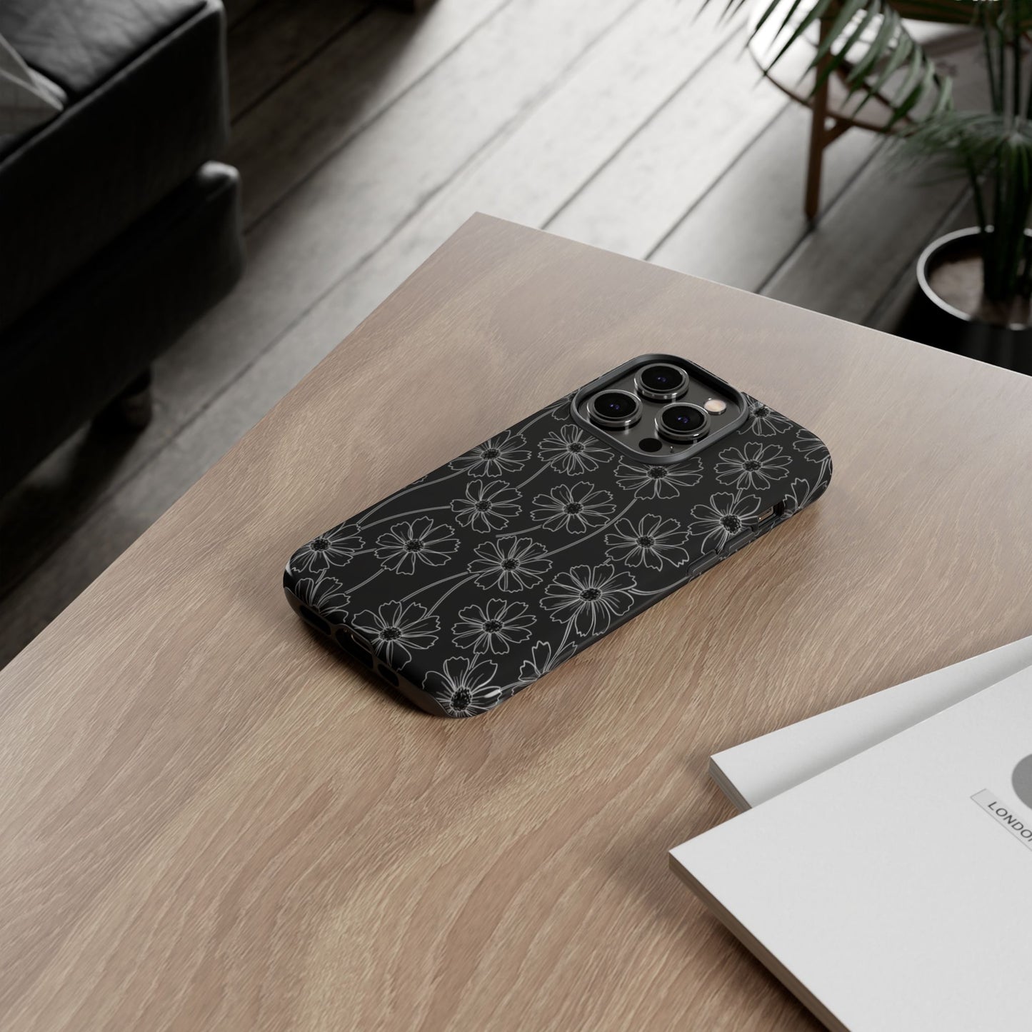 Floral Doodle Tough Phone Case — Black & Gray Daisy Pattern