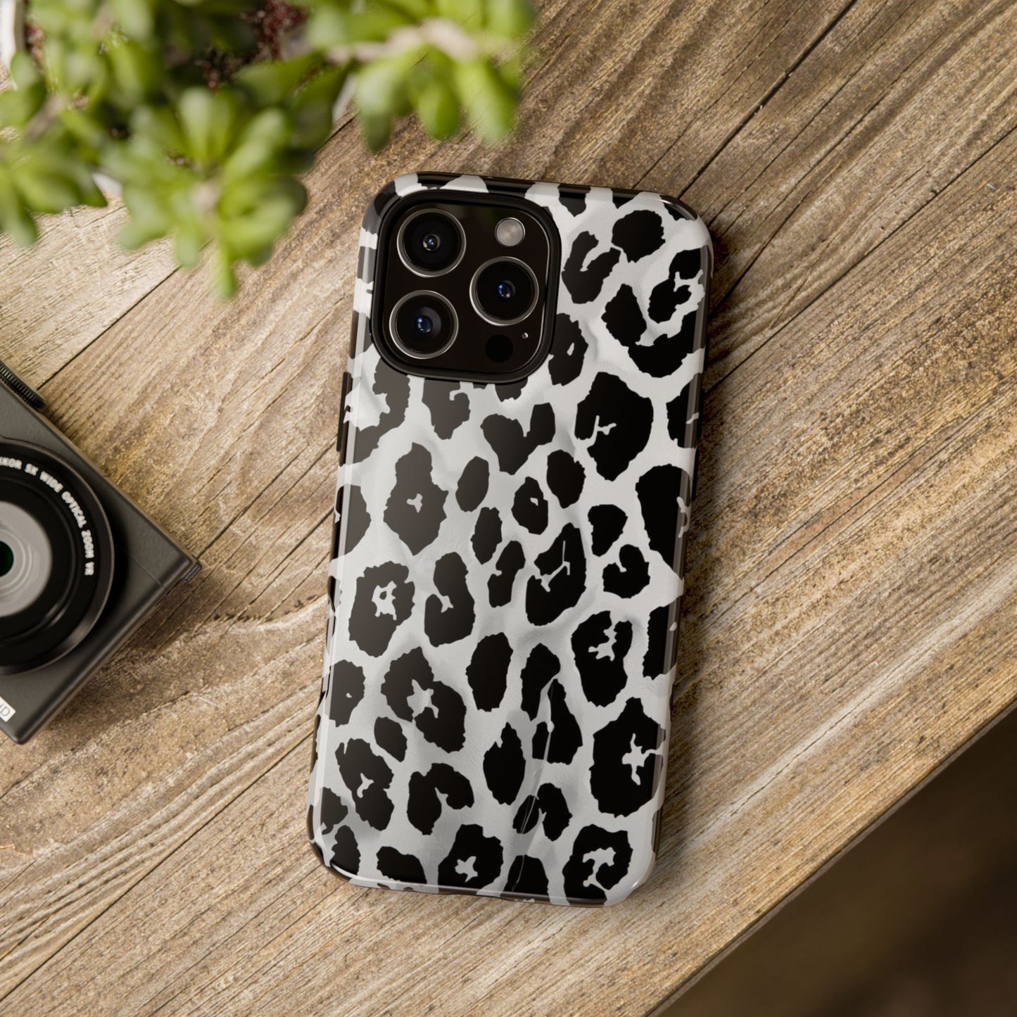 Leopard Print Tough Phone Case – Black & White Animal Pattern Protective Cover