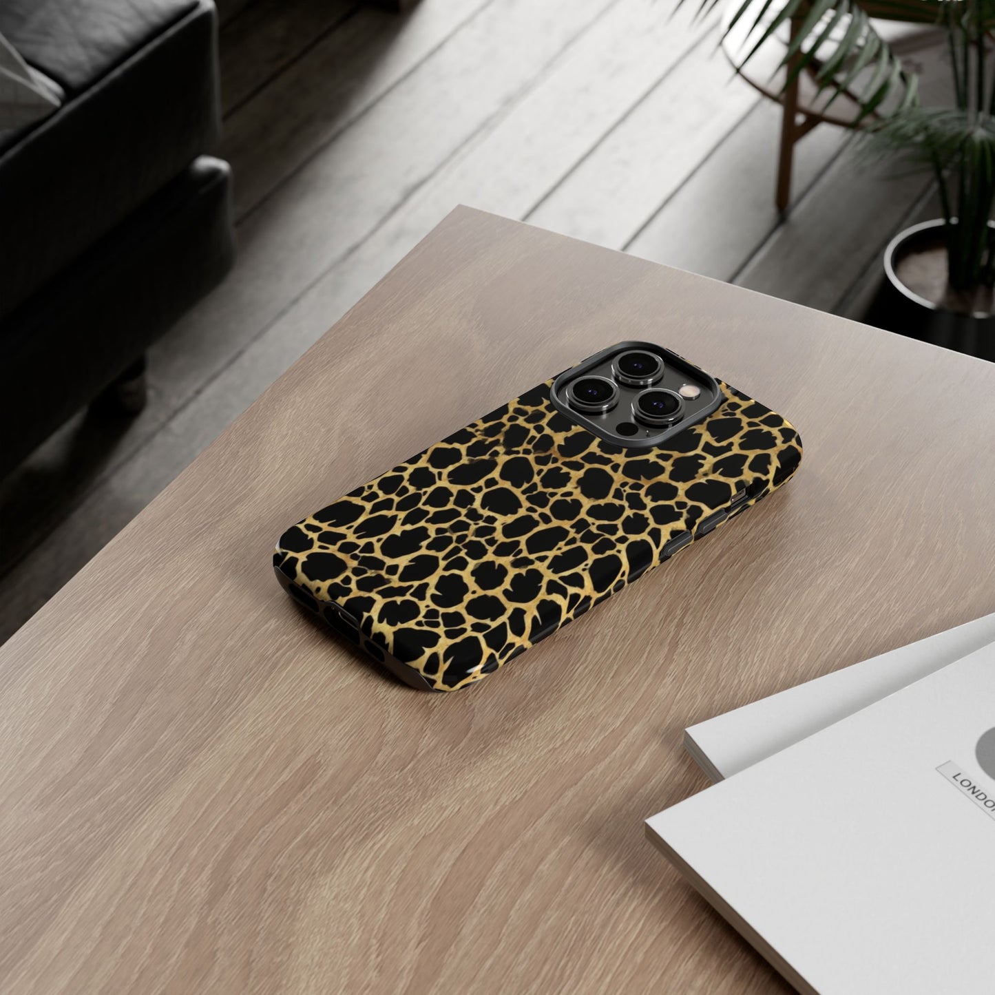 Giraffe Print Tough Phone Case — Durable Leopard-Style Protective Cover