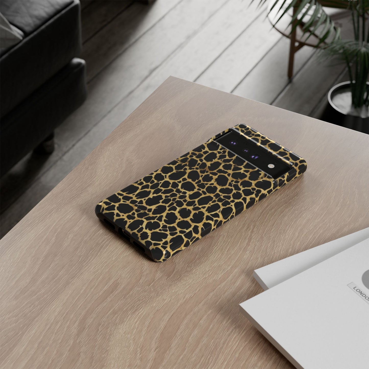 Giraffe Print Tough Phone Case — Durable Leopard-Style Protective Cover