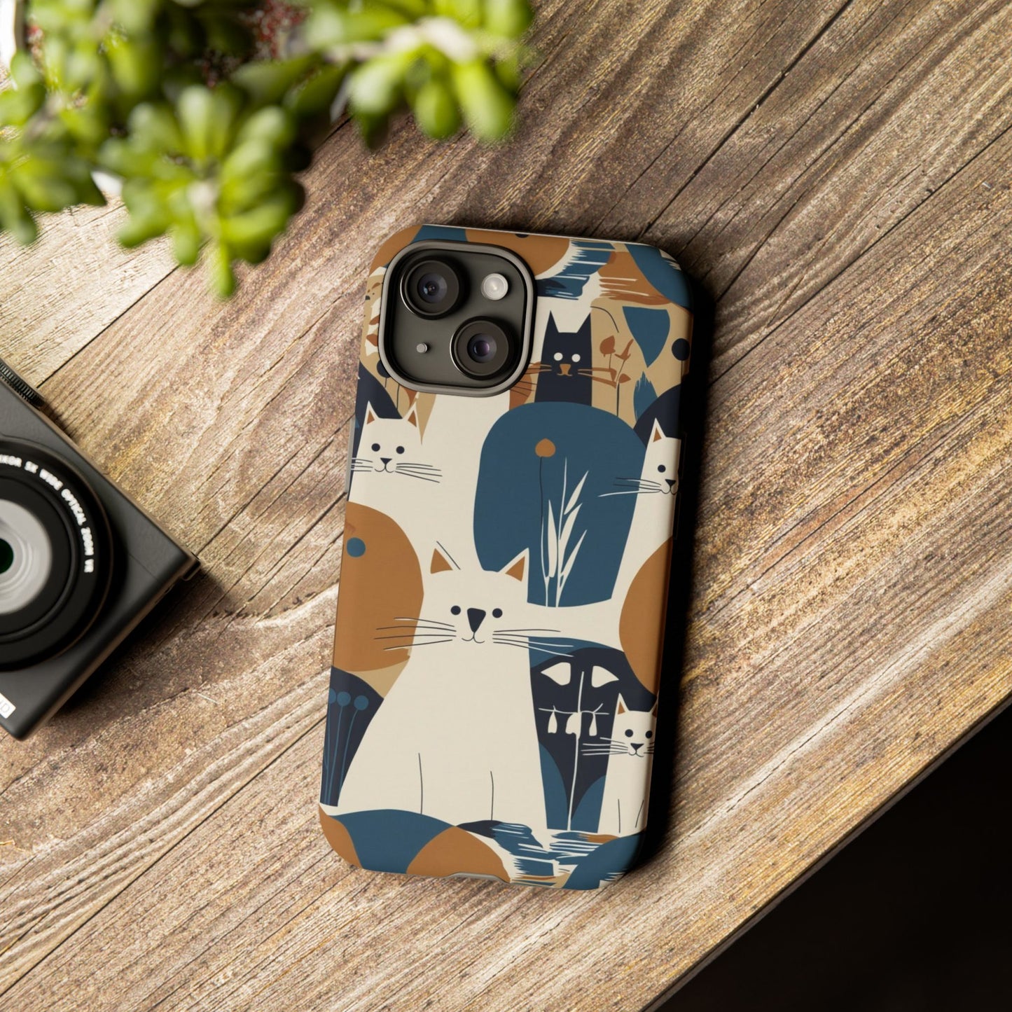 Cat Pattern Phone Case – Retro Abstract Cats Protective iPhone Cover