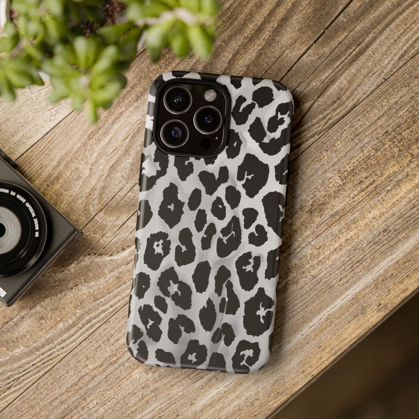 Leopard Print Tough Phone Case – Black & White Animal Pattern Protective Cover