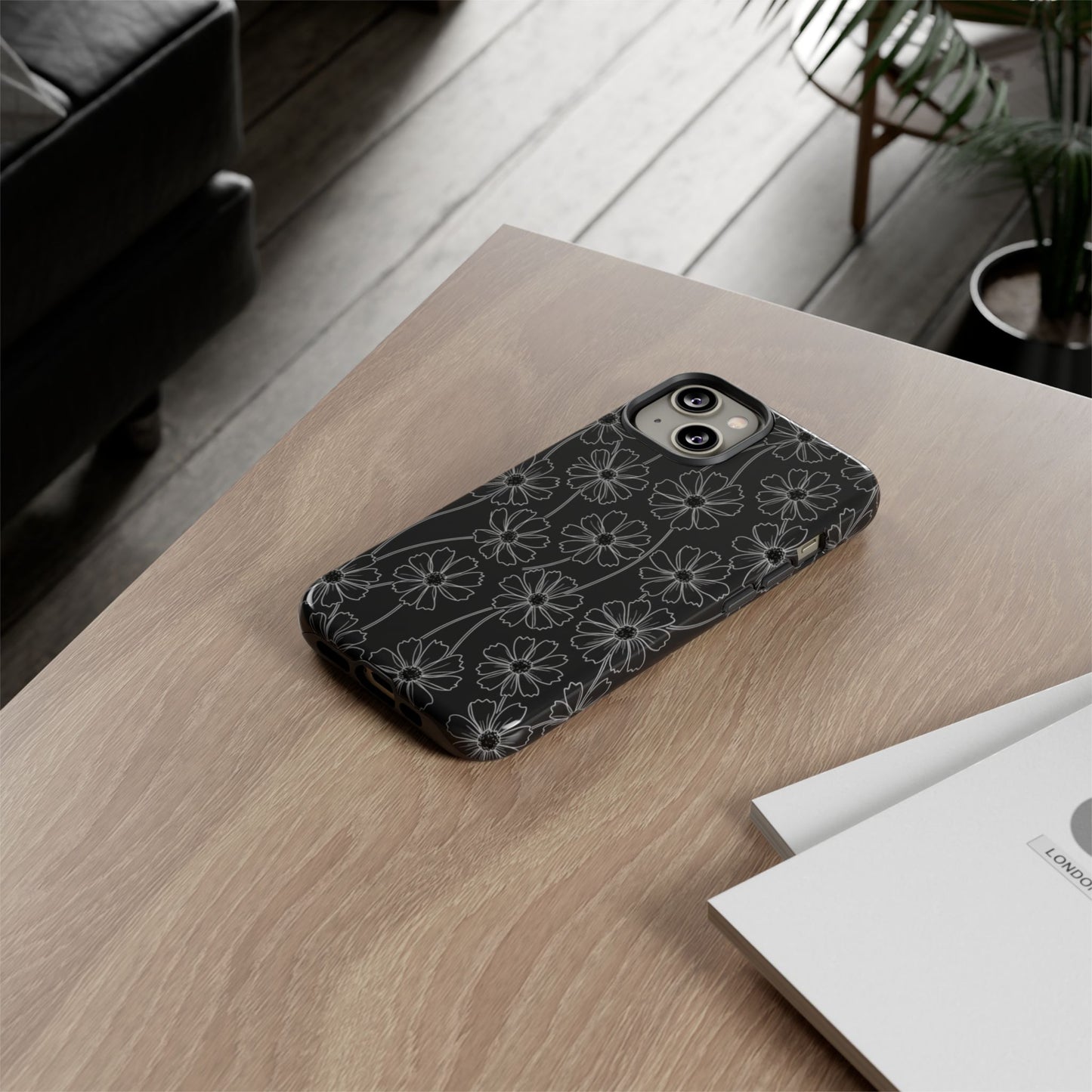 Floral Doodle Tough Phone Case — Black & Gray Daisy Pattern