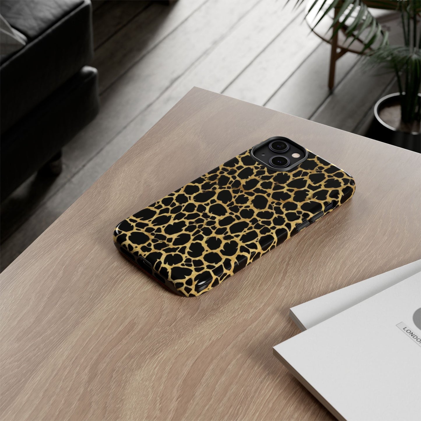 Giraffe Print Tough Phone Case — Durable Leopard-Style Protective Cover